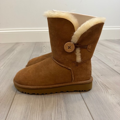 New ugg bailey - button, ii