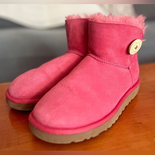 Nwob ugg australia mini - nwob,
