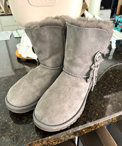 Ugg australia bailey button - ugg,