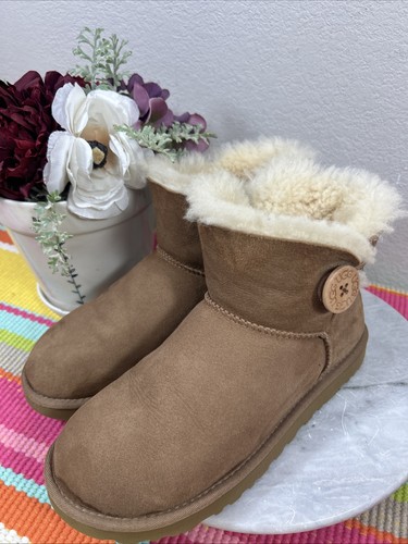 Ugg mini bailey button - ugg,