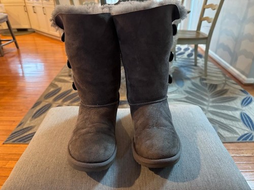 Ugg bailey button size - bailey, button-size