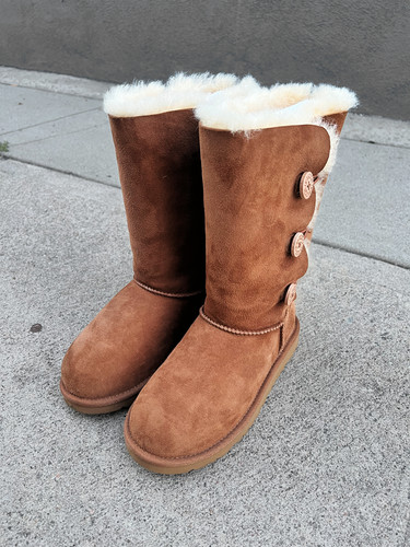 Ugg bailey button triplet - ugg, k