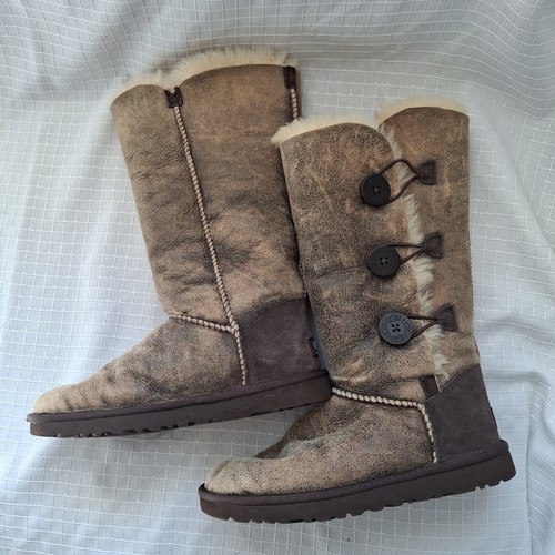 Ugg 3049 bailey button - w,