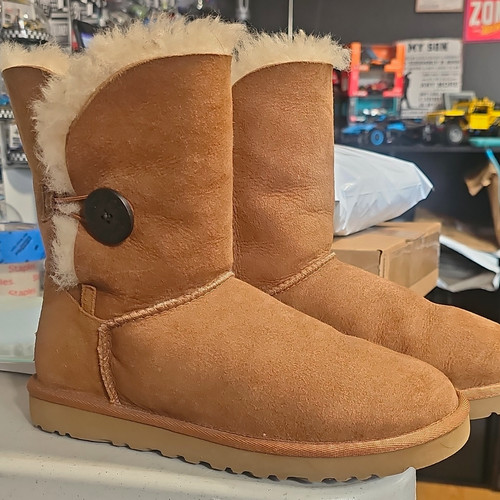 Ugg australia bailey button - australia,