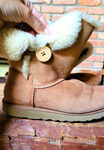 Ugg australia bailey button - ugg,