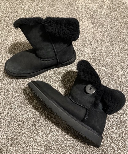 Ugg bailey button - ugg, bling